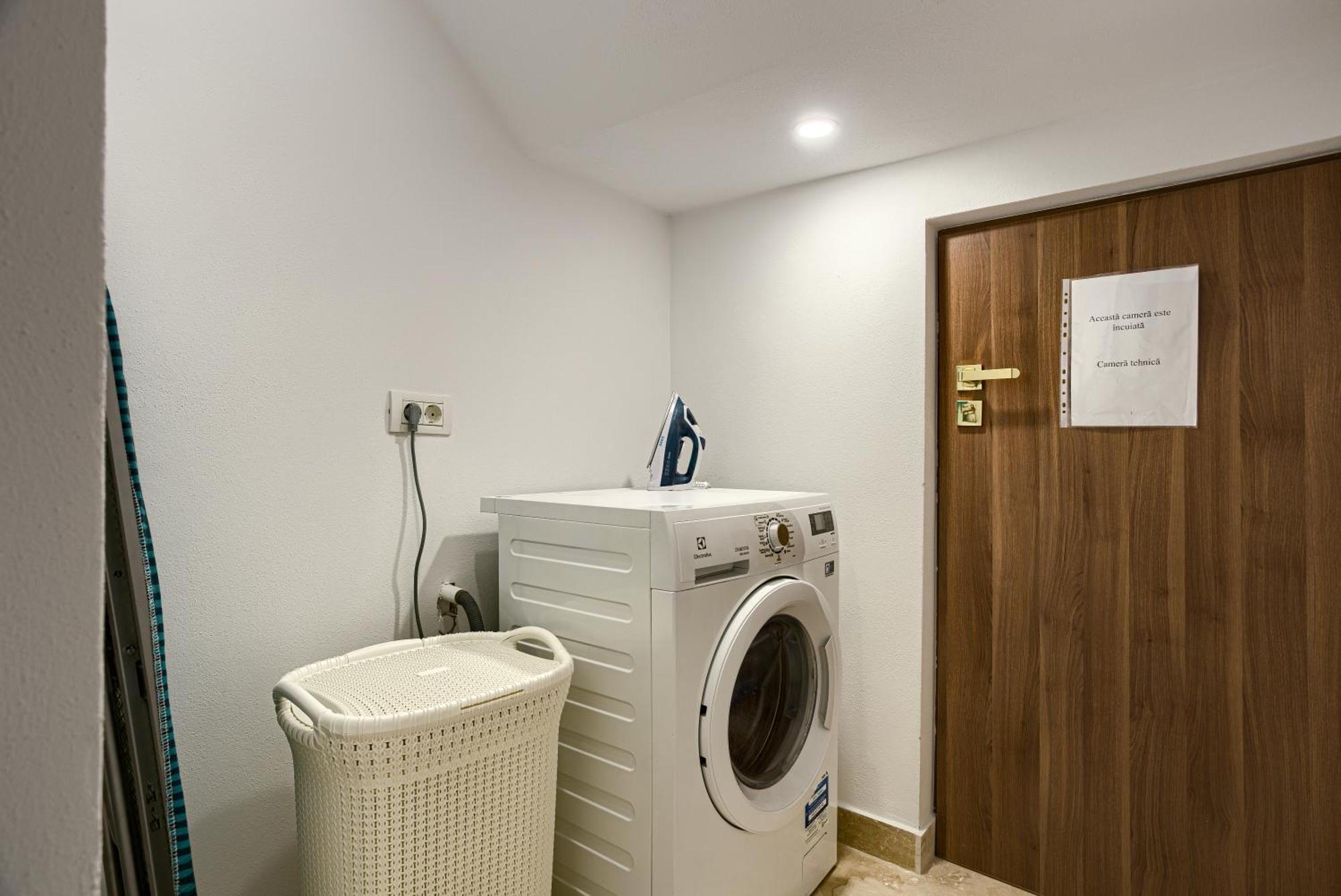 Sika Palladium Garden & Spa Central Apartment אראד מראה חיצוני תמונה