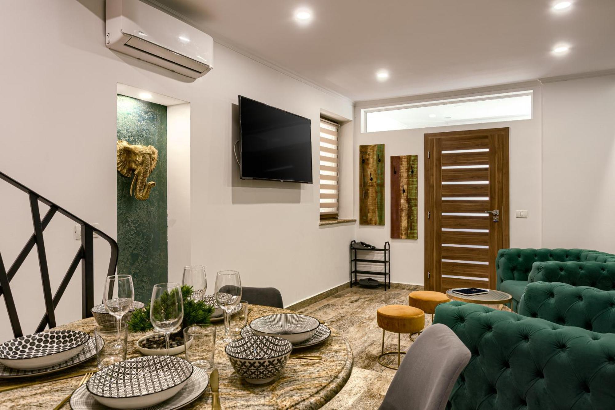 Sika Palladium Garden & Spa Central Apartment אראד מראה חיצוני תמונה