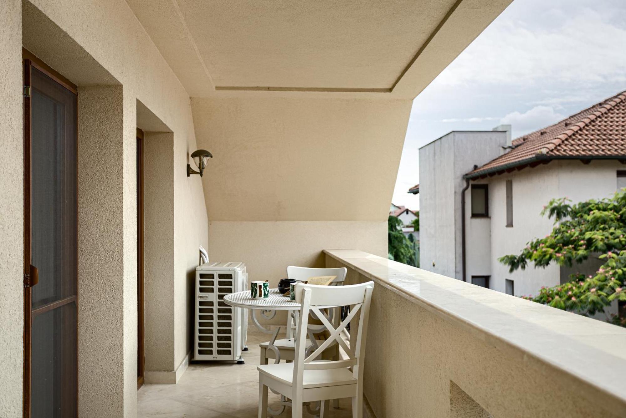 Sika Palladium Garden & Spa Central Apartment אראד מראה חיצוני תמונה