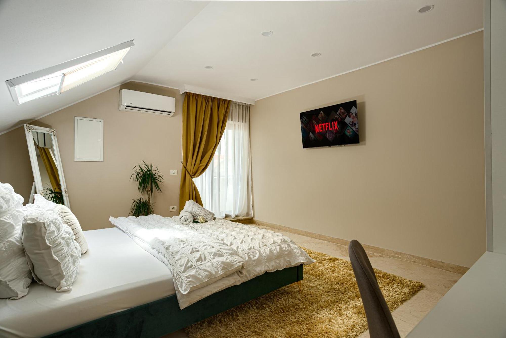 Sika Palladium Garden & Spa Central Apartment אראד מראה חיצוני תמונה