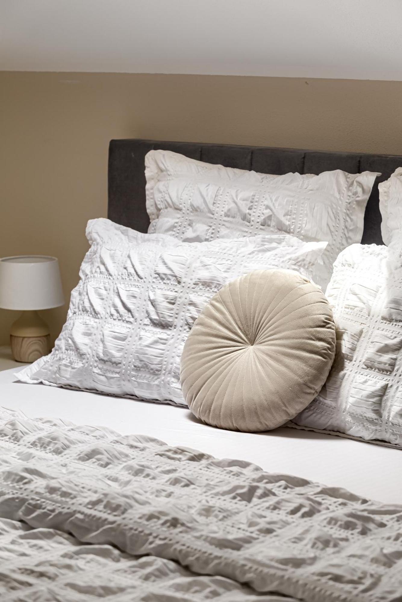 Sika Palladium Garden & Spa Central Apartment אראד מראה חיצוני תמונה