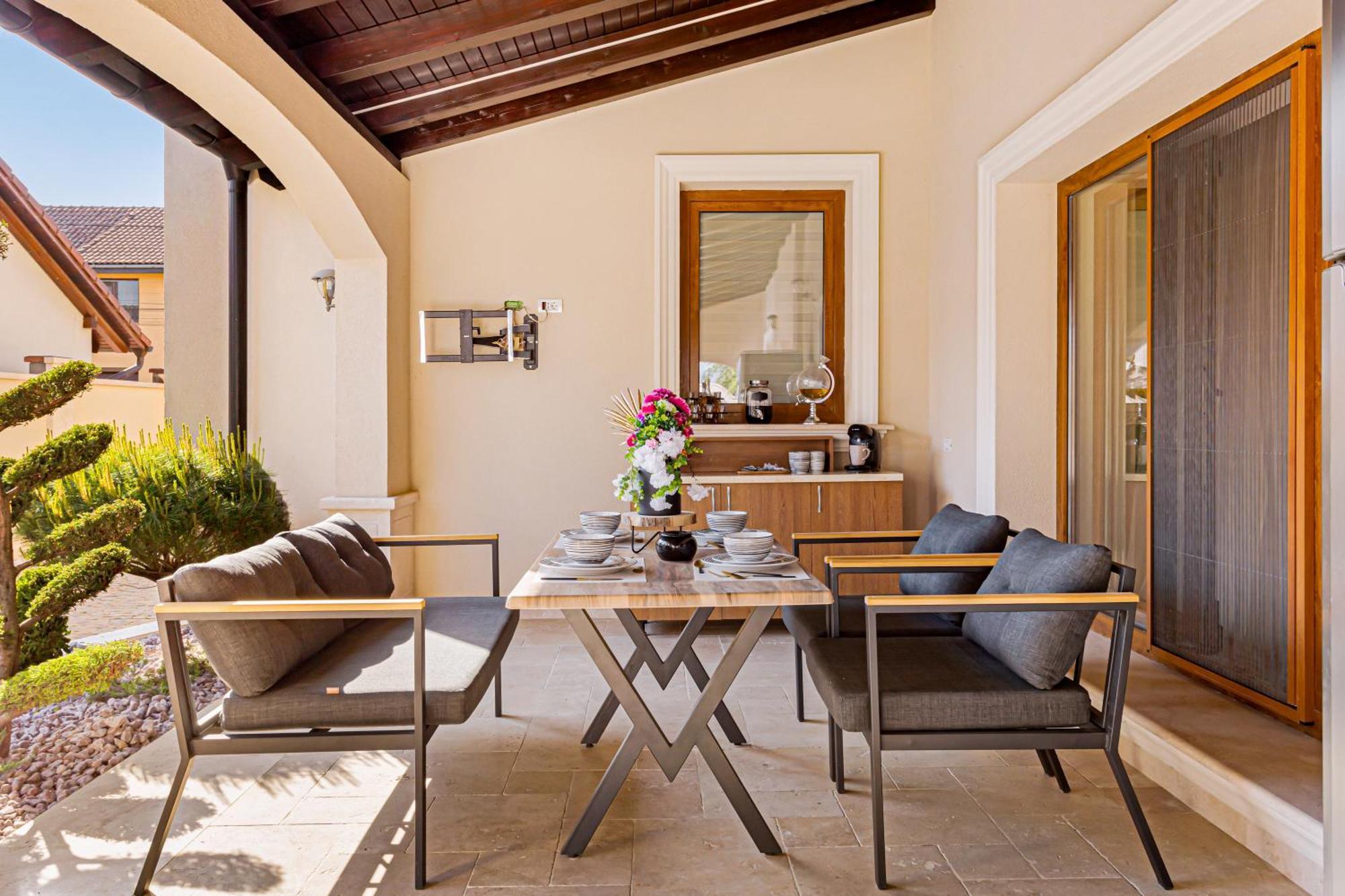Sika Palladium Garden & Spa Central Apartment אראד מראה חיצוני תמונה