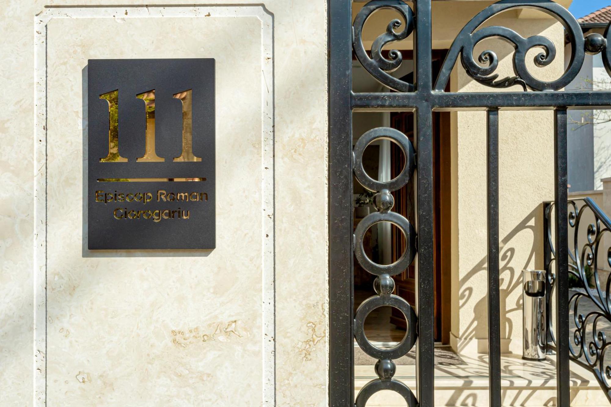 Sika Palladium Garden & Spa Central Apartment אראד מראה חיצוני תמונה